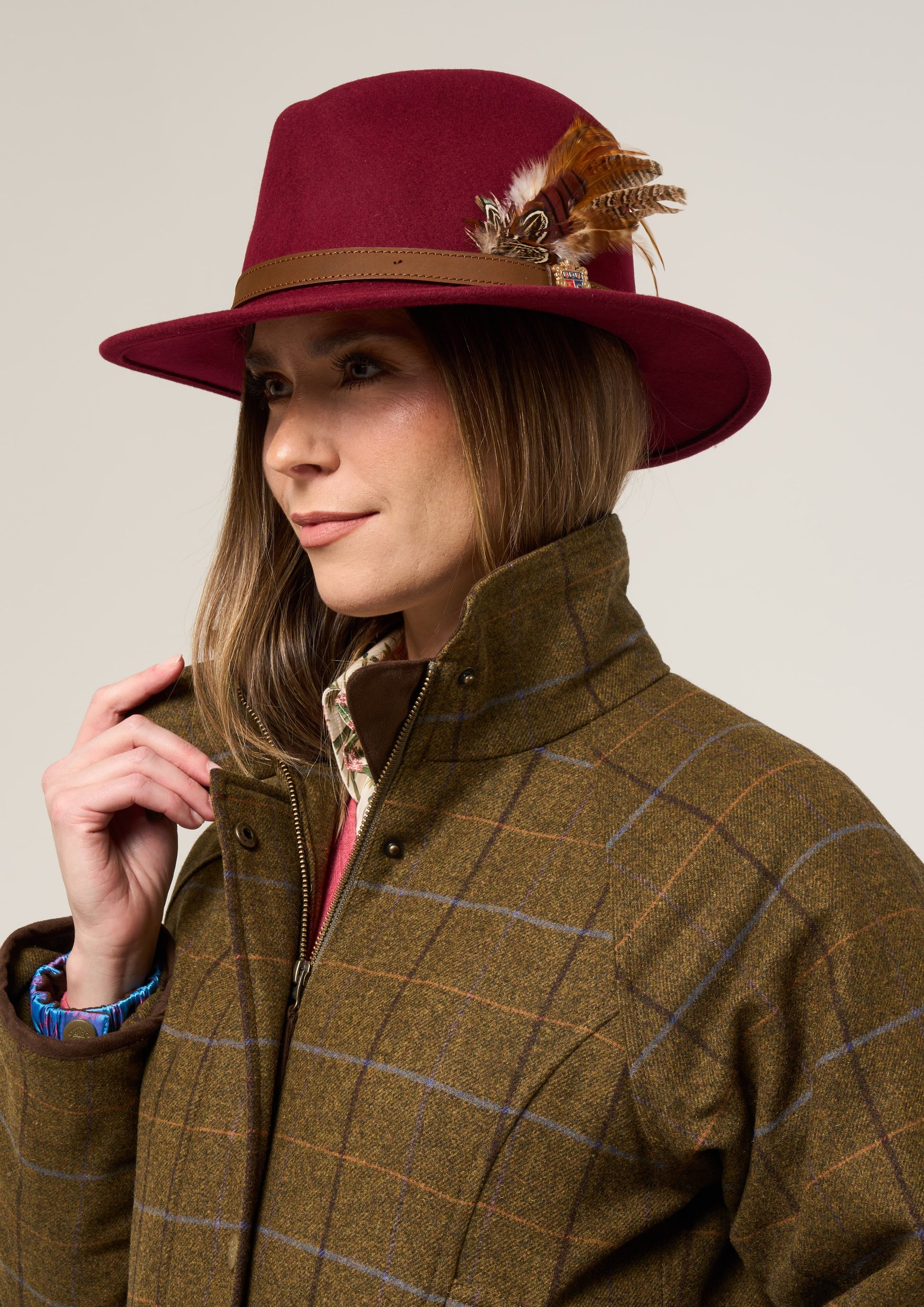 Combrook Ladies Tweed Shooting Coat In Hazel