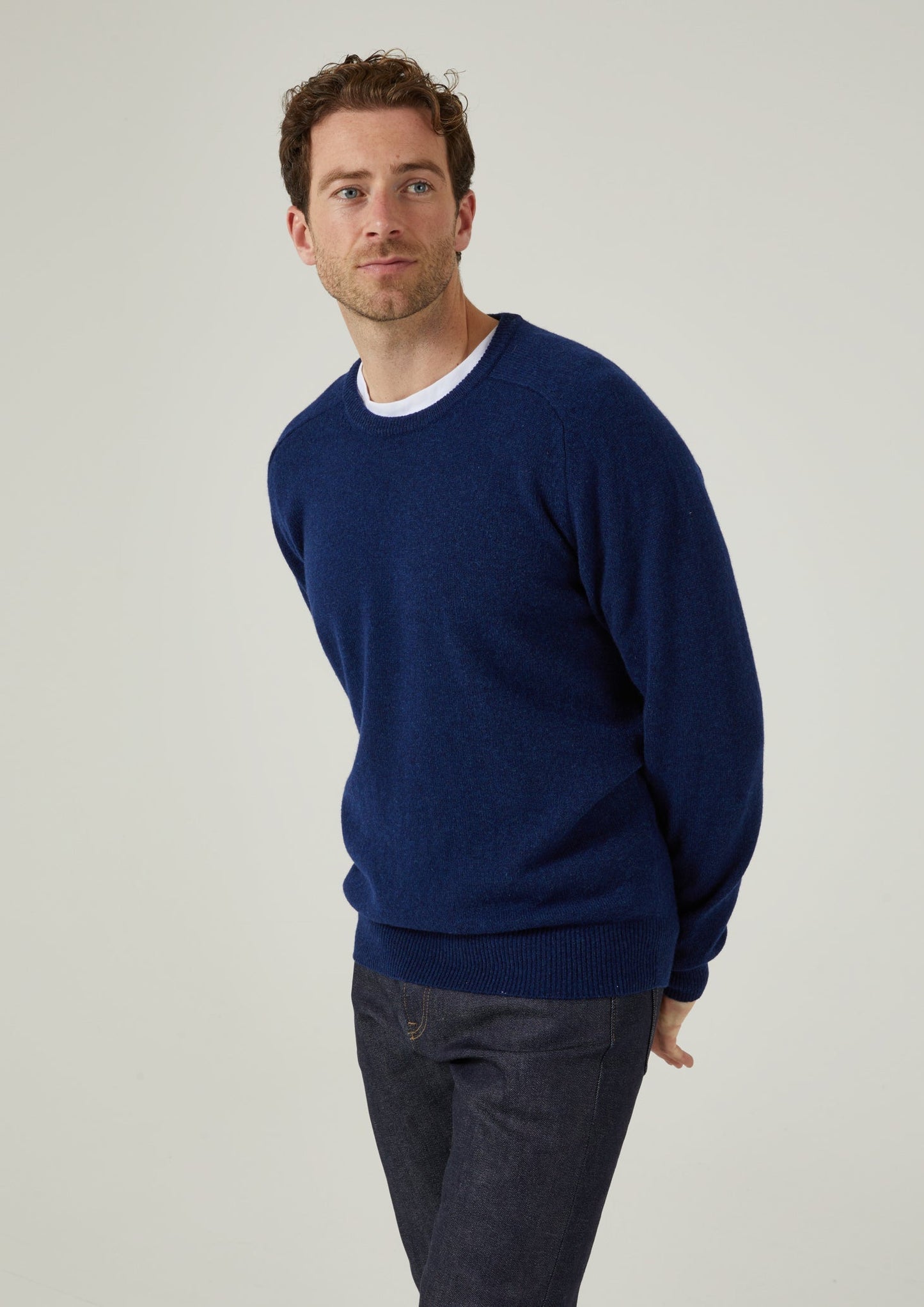 Dorset Men's Lambswool Jumper in Indigo - Classic Fit