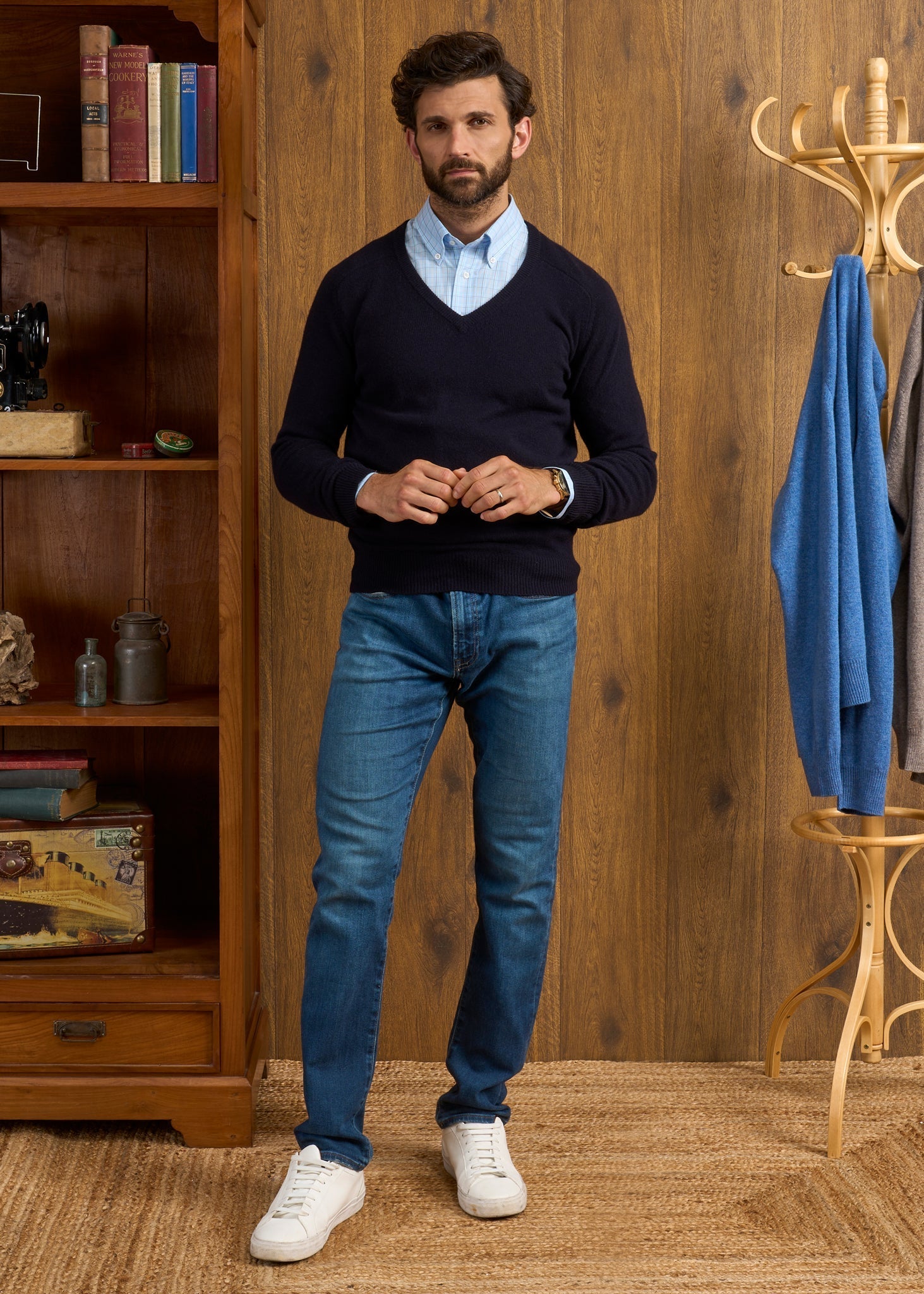 Hampshire Lambswool Jumper in Navy