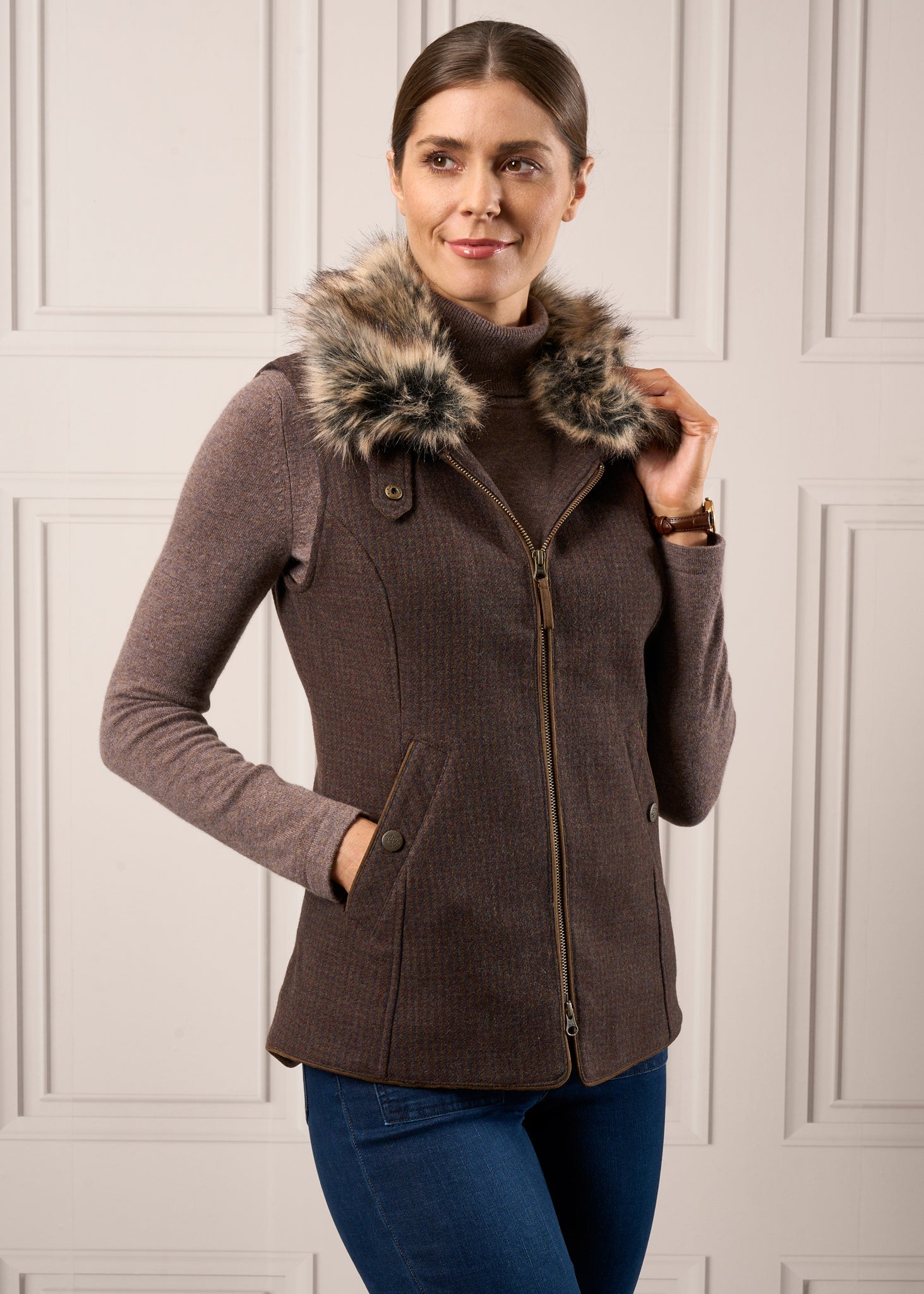 Surrey Ladies Tweed Gilet In Bramble