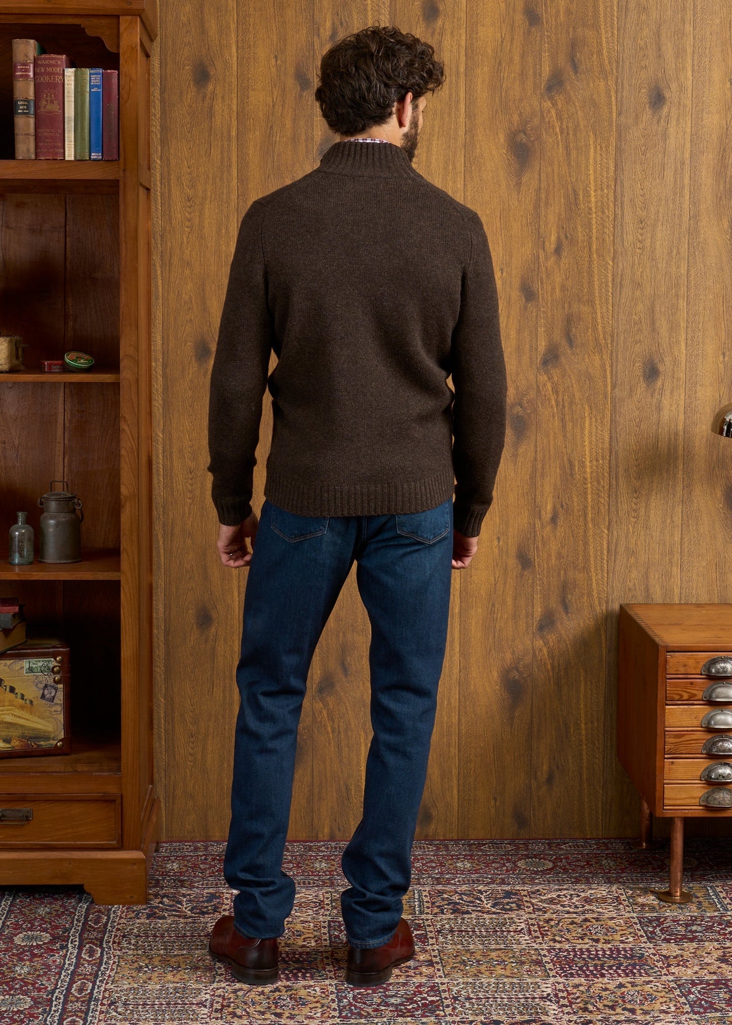 Landford Men's Lambswool Buttoned Jumper In Cocoa 