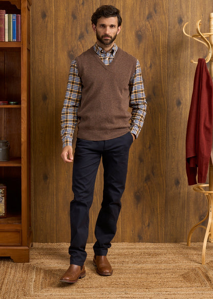 Norfolk Men's Lambswool Slipover in Tobacco