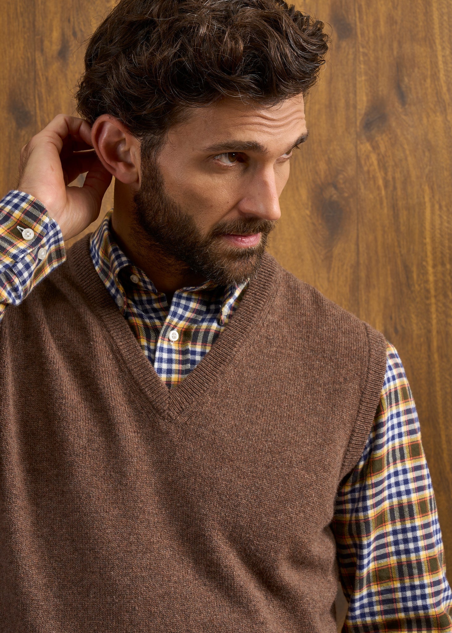 Norfolk Men's Lambswool Slipover in Tobacco