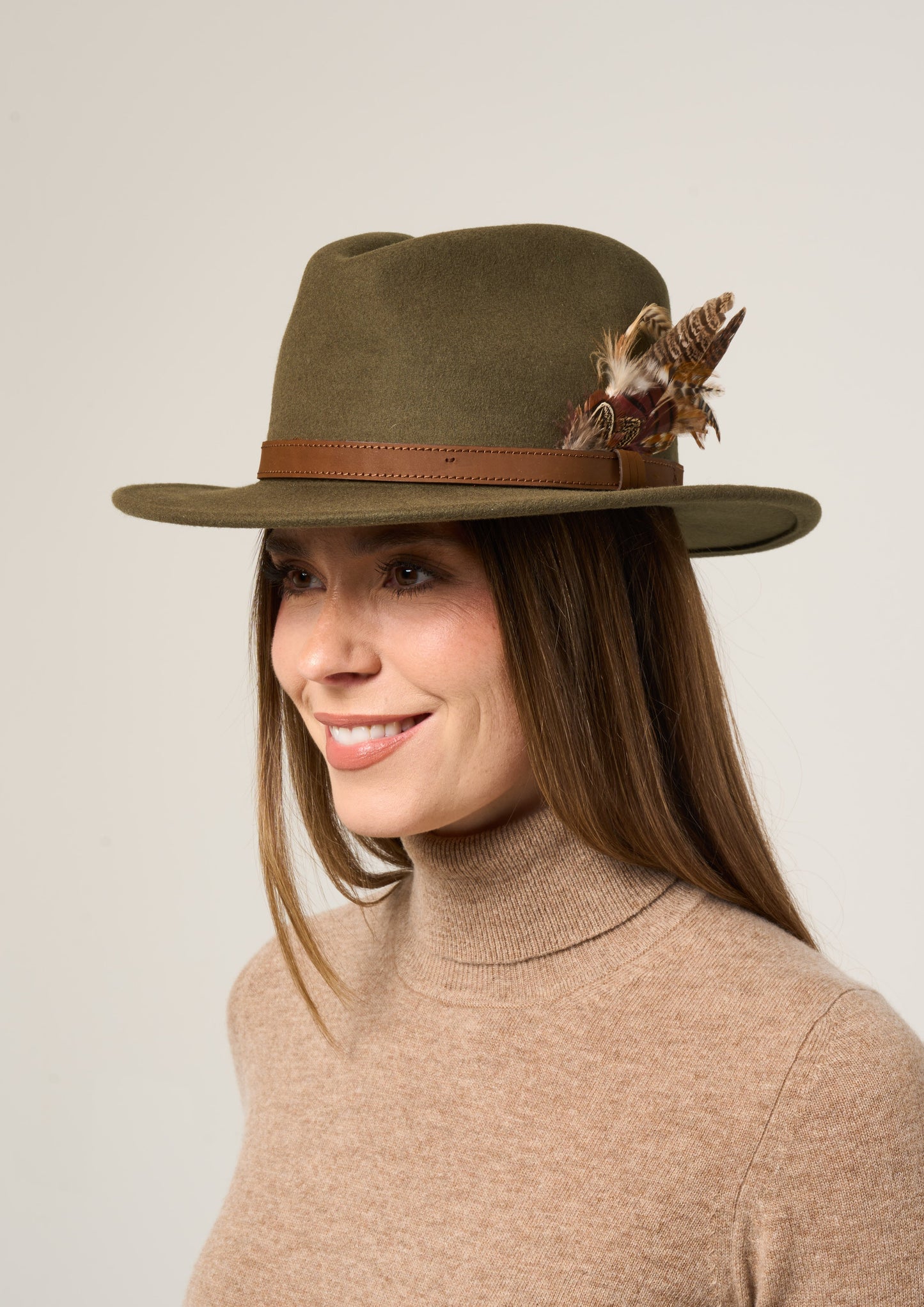 Richmond Ladies Felt Hat With Feather In Olive