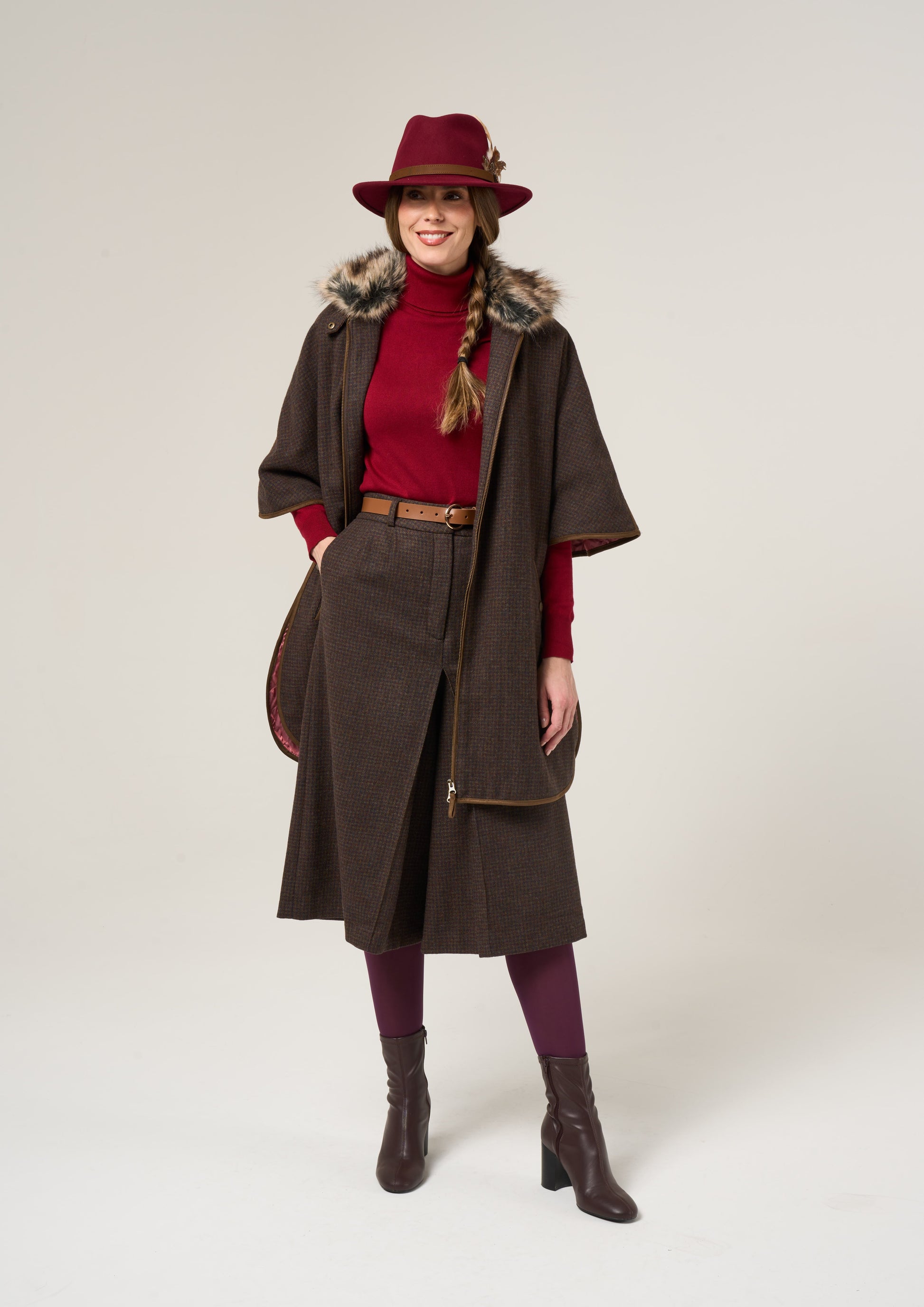 Surrey Ladies Tweed Cape In Bramble